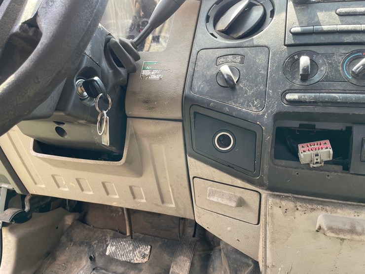 2008-ford-f350-image-34