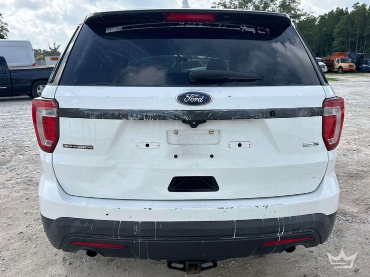 2016-ford-explorer-image-20