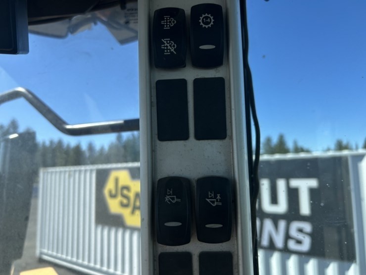 2018-volvo-l70h-image-27