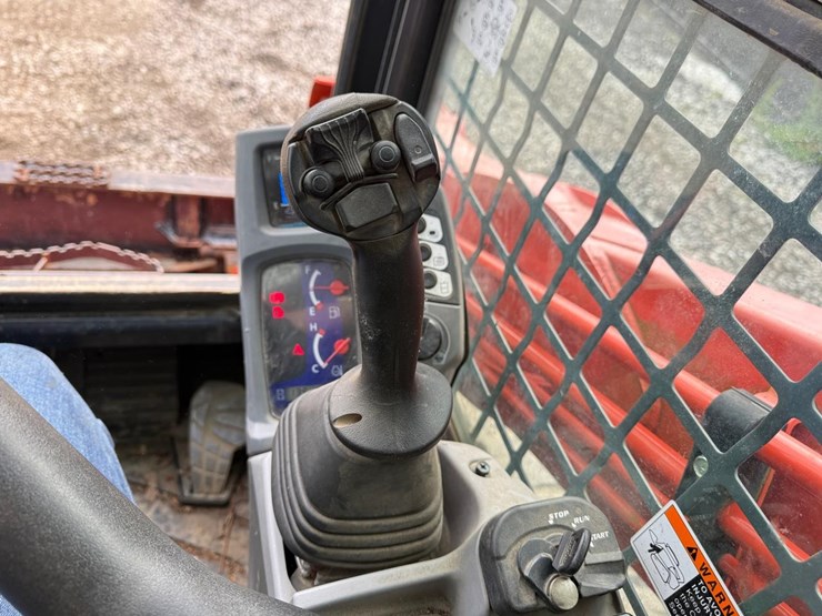 2020-kubota-svl95-2s-image-23