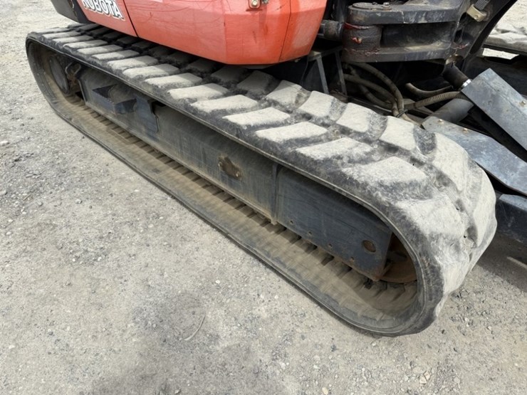 2014-kubota-kx080-4-image-24