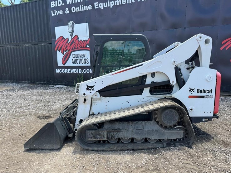 2016-bobcat-t740-image-3