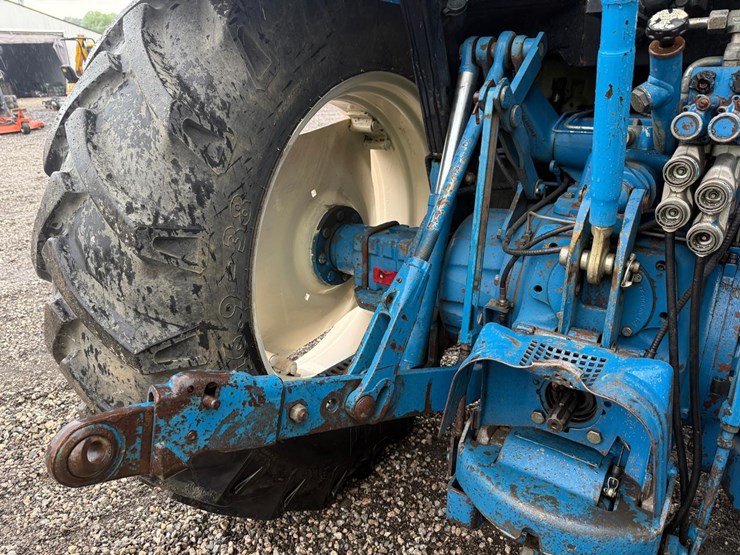 ford-7740-image-13