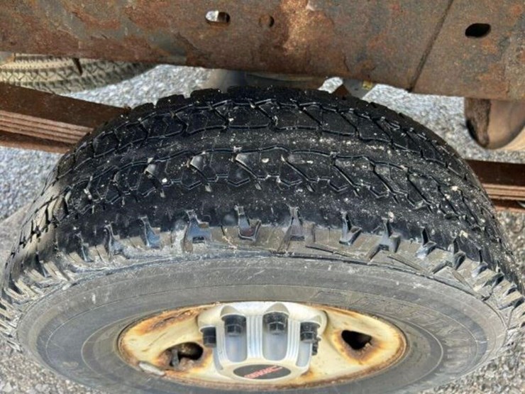 2010-gmc-2500hd-image-56