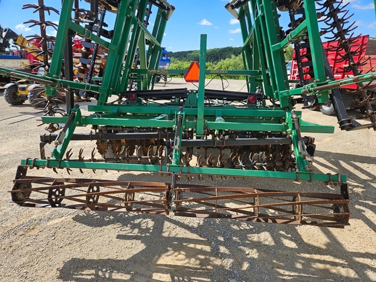 great-plains-3000tt-image-23