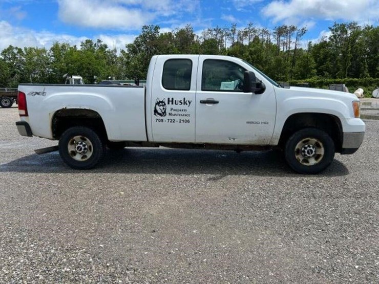 2010-gmc-2500hd-image-6