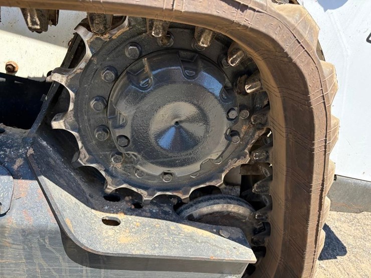 bobcat-t550-image-14