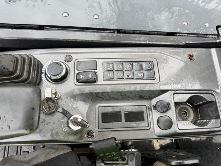 2022-develon-dx50z-7-image-28