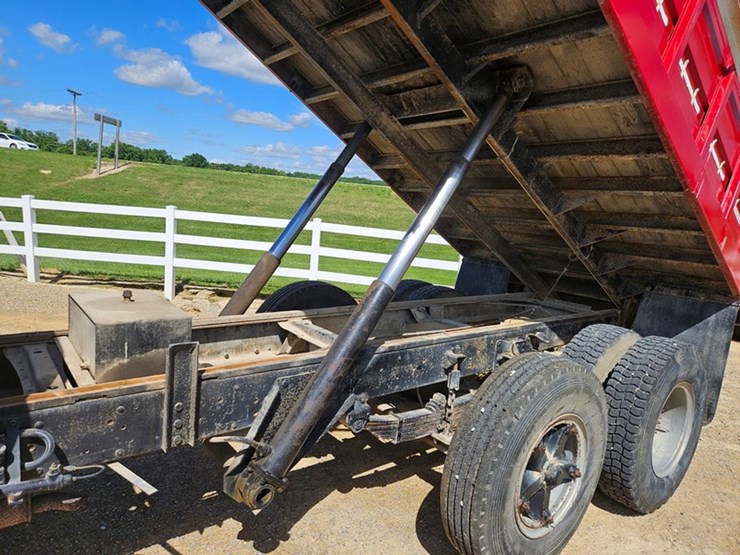 1979-gmc-7000-image-18