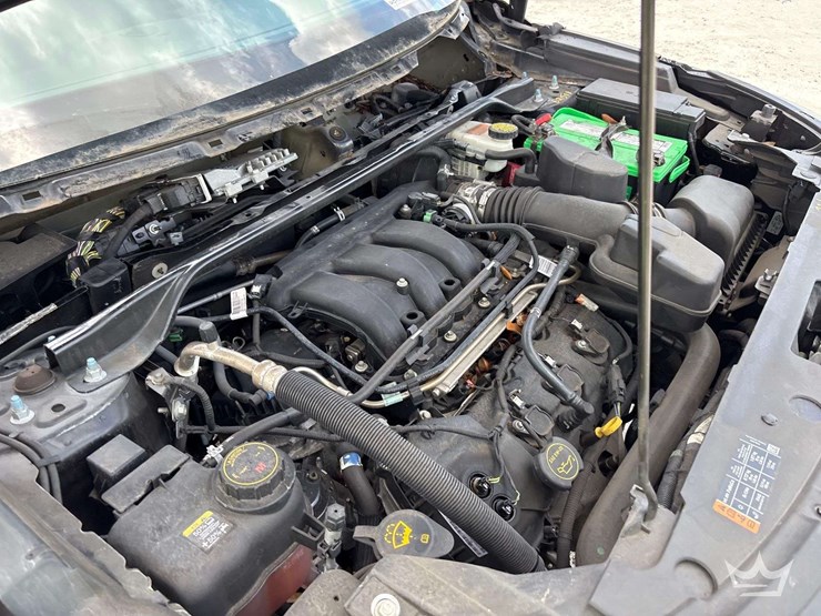 2017-ford-explorer-image-9