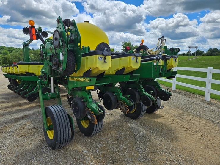 john-deere-1770-image-23