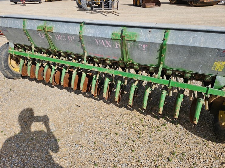 john-deere-10-image-20