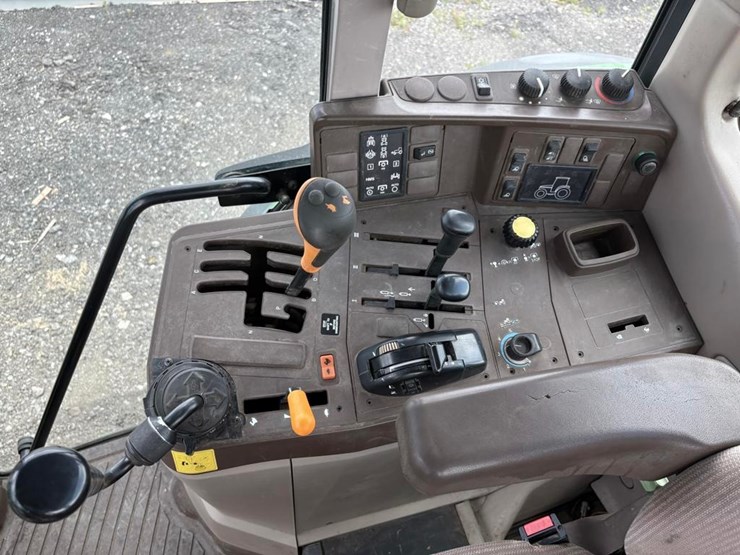 john-deere-6420-image-26