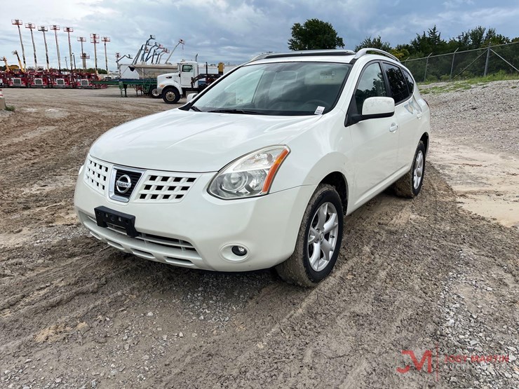 2009-nissan-rogue-sl-image-4