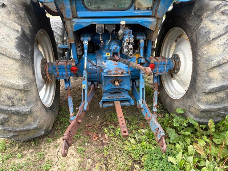 ford-5610-image-16