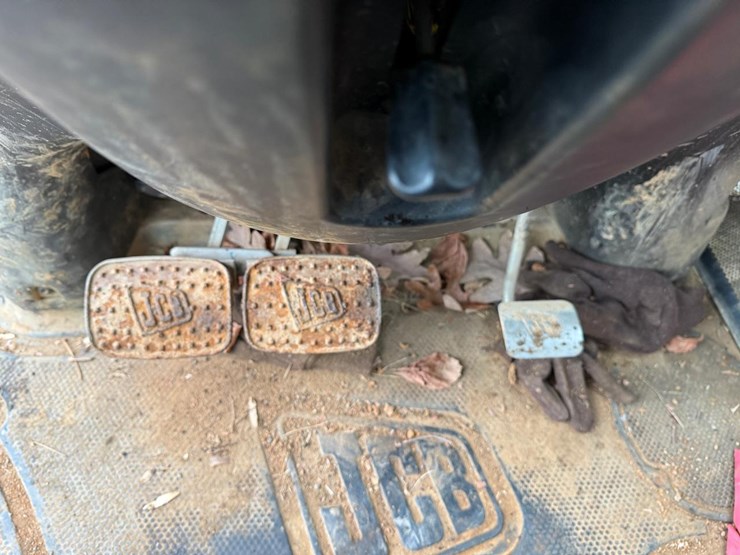 jcb-3cx14-image-29