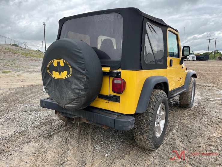 2002-jeep-wrangler-sport-image-2