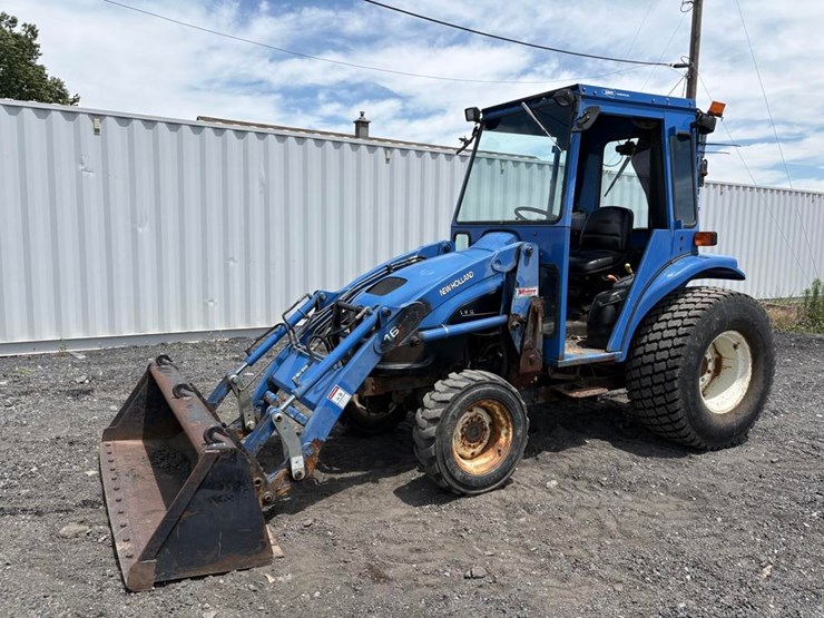 new-holland-tc45-image-1