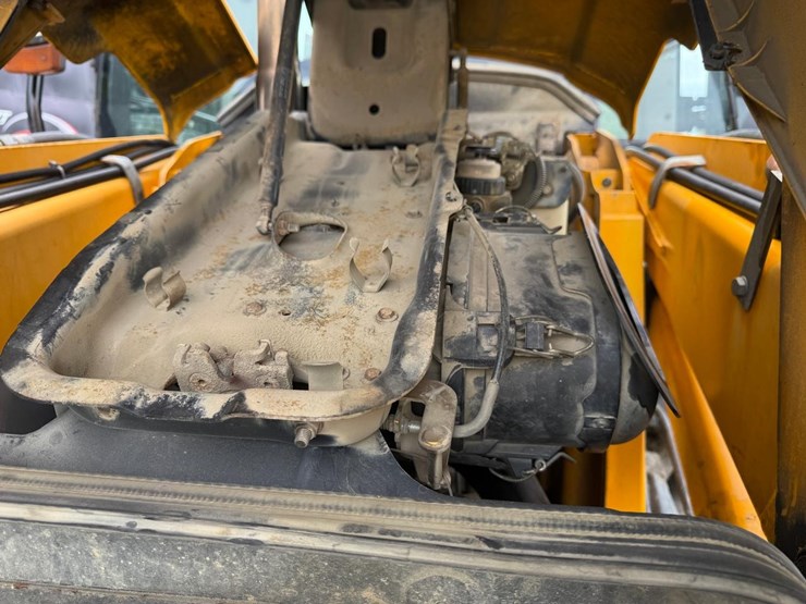 jcb-3cx14-image-21
