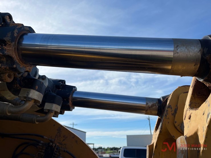 2021-caterpillar-980m-image-16