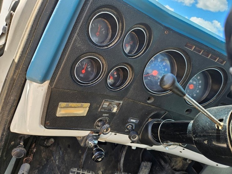 1979-gmc-7000-image-38