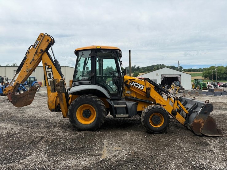 jcb-3cx14-image-5
