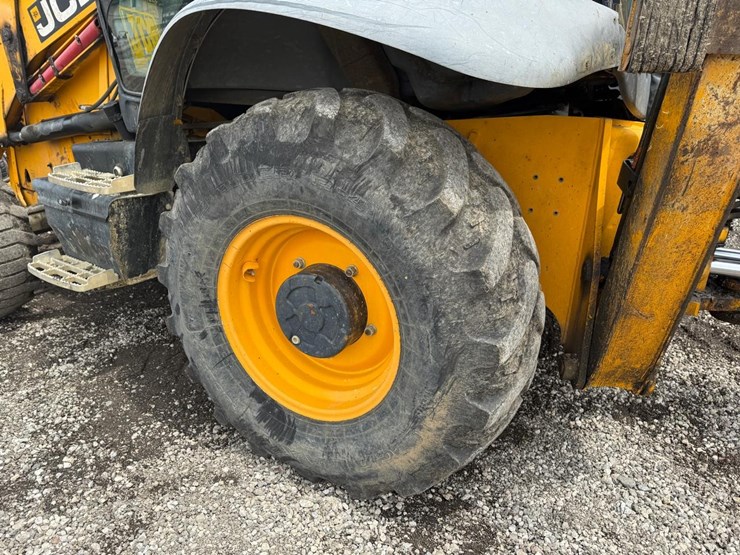 jcb-3cx14-image-19