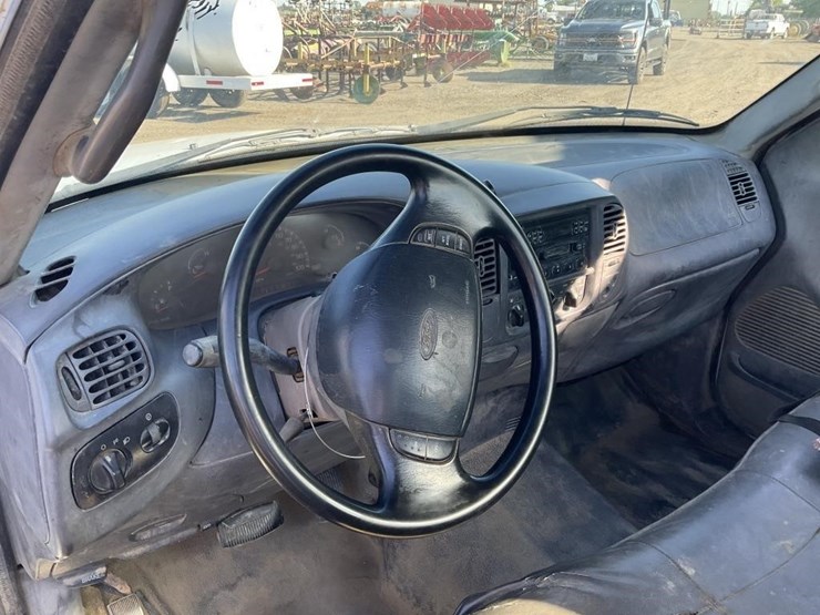 2001-ford-f150-image-13