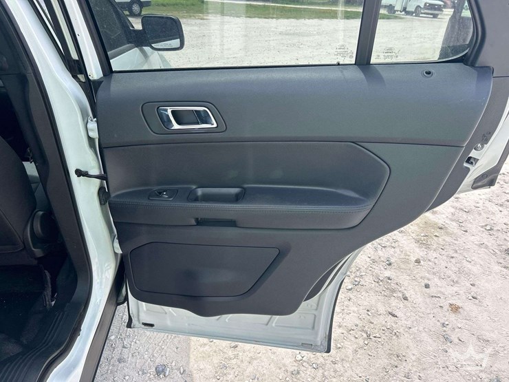 2018-ford-explorer-image-20