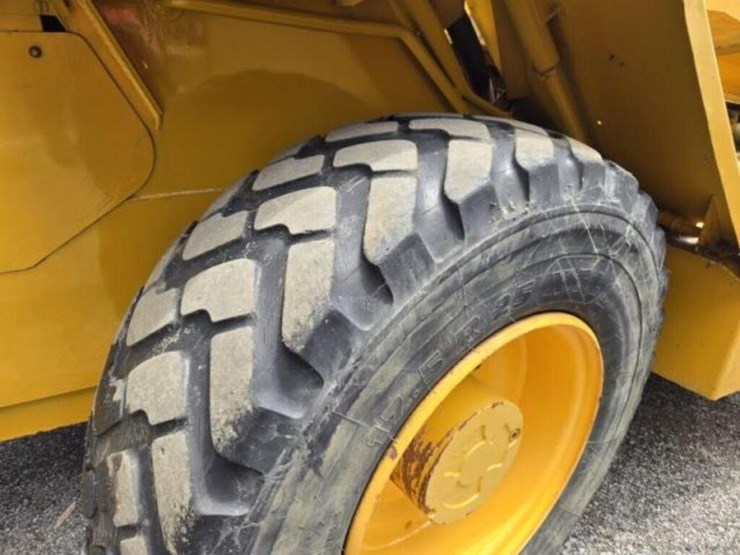 1996-jcb-510-40-image-17