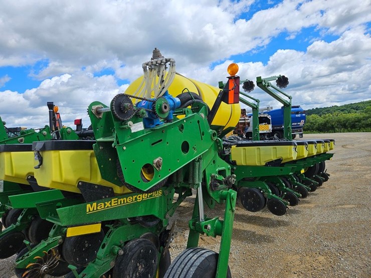 john-deere-1770-image-26