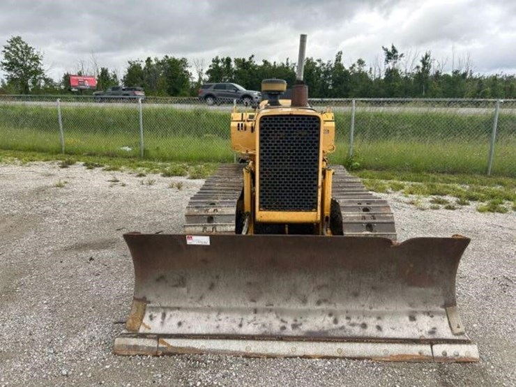 1985-john-deere-450e-image-2