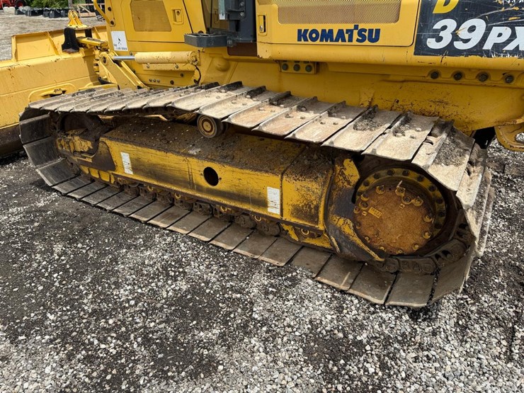 komatsu-d39px-23-image-18