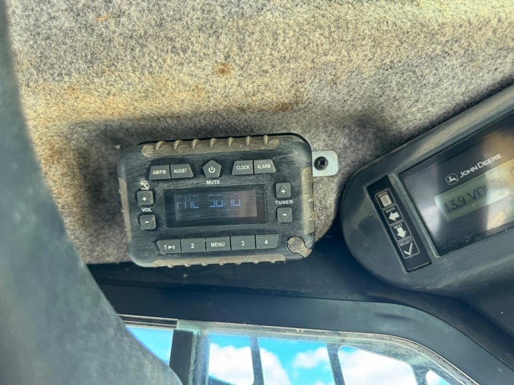 deere-333g-image-26