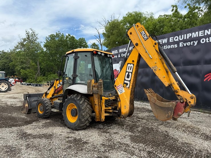 jcb-3cx14-image-2