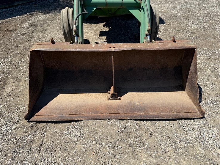 john-deere-4040-image-9