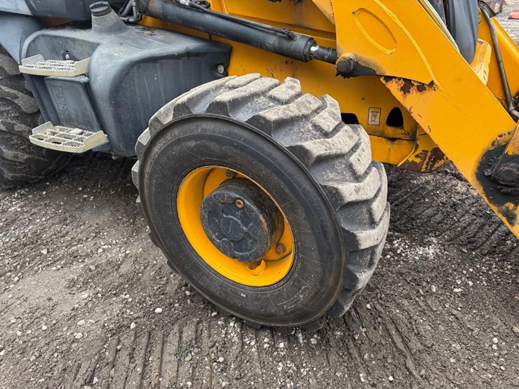 jcb-3cx14-image-11