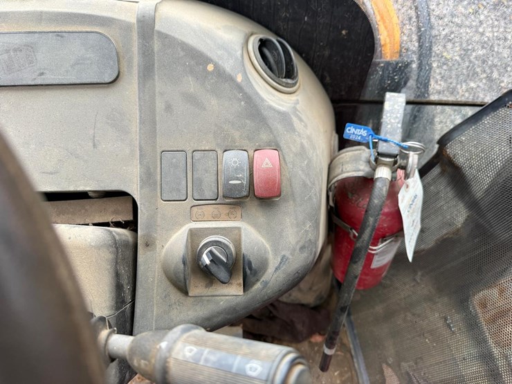 jcb-3cx14-image-27