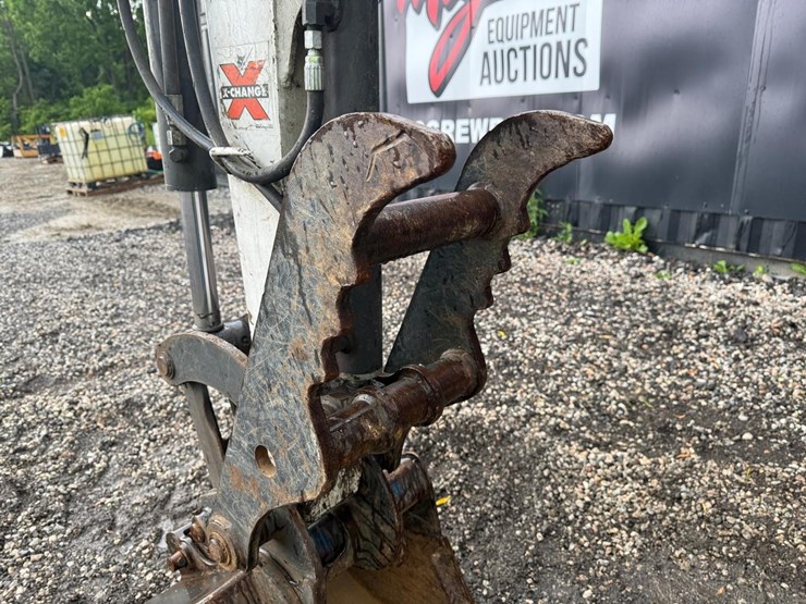 2019-bobcat-e35-image-9