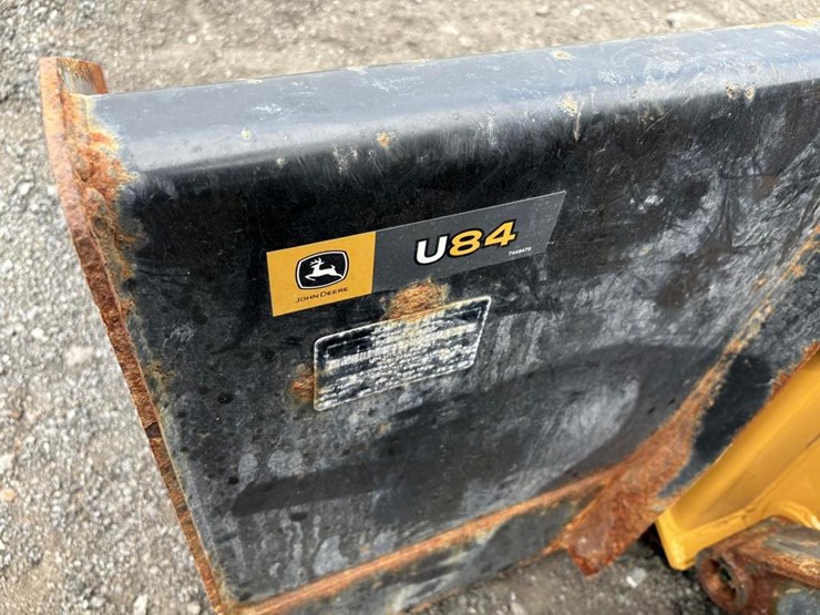 deere-330g-image-16