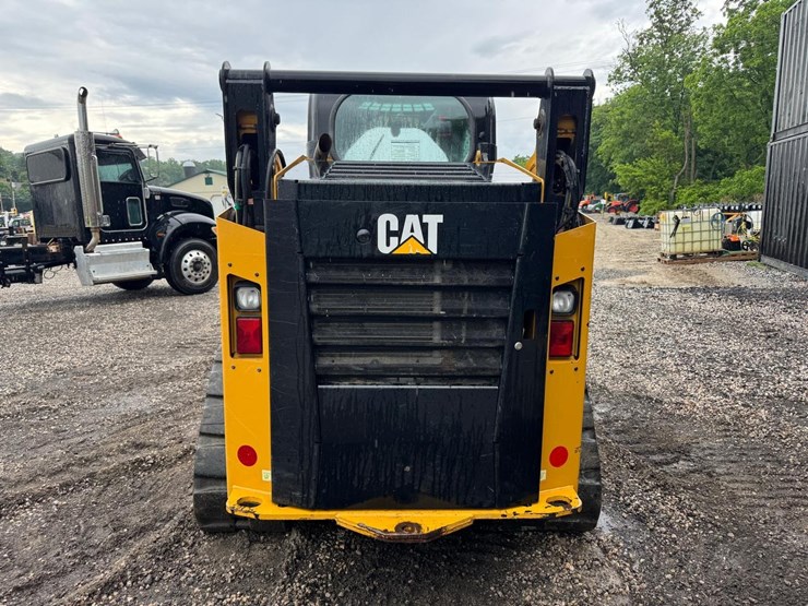 2015-caterpillar-259d-image-5