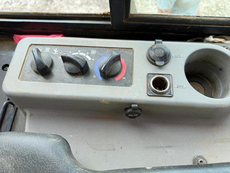 komatsu-d39px-23-image-29