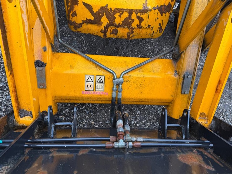 jcb-3cx14-image-10