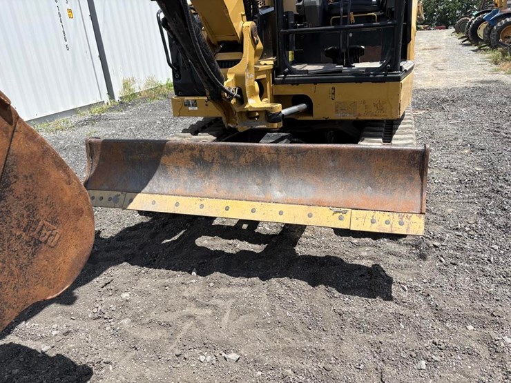 2021-caterpillar-306-cr-image-8