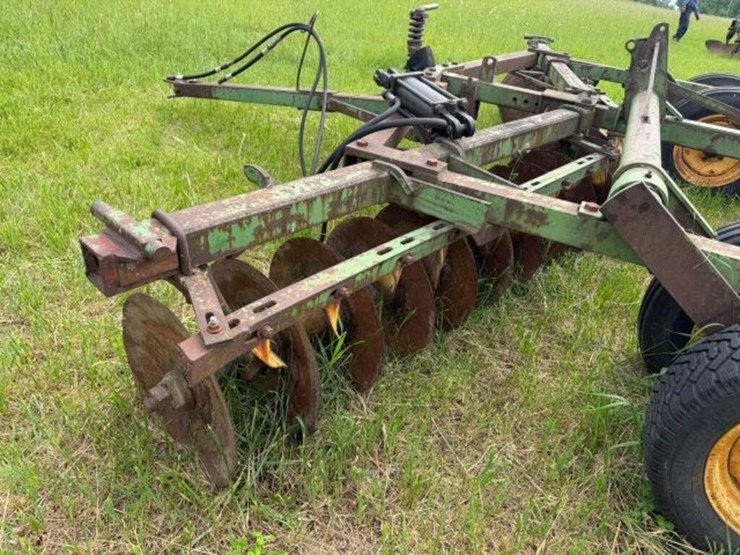 john-deere-14-image-16