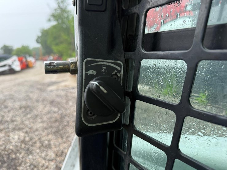 bobcat-s570-image-21