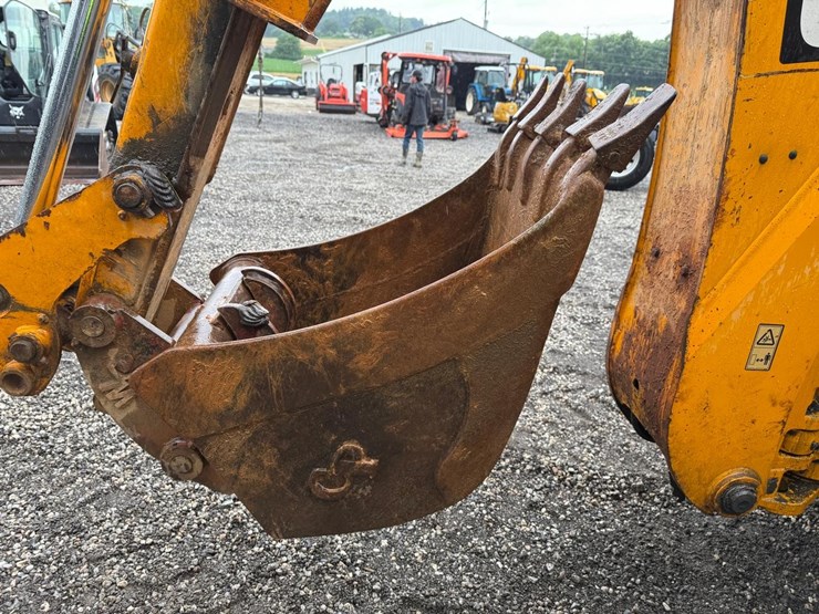 jcb-3cx14-image-15