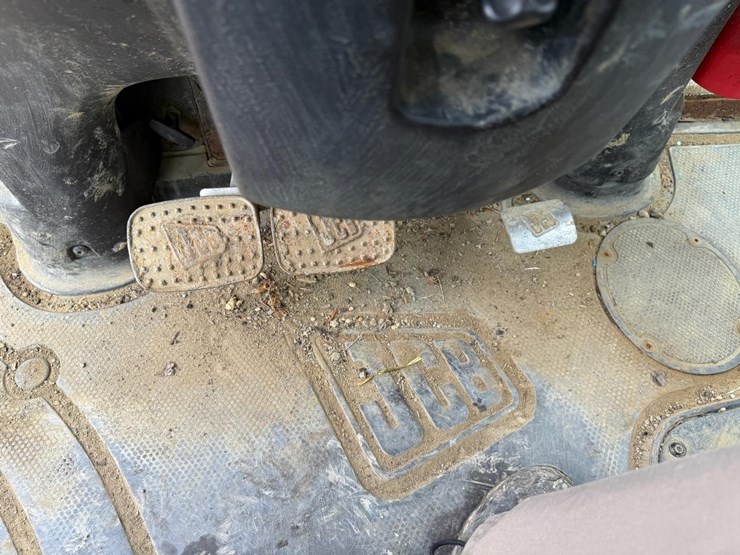 jcb-3cx14-image-29