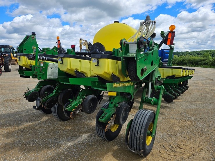john-deere-1770-image-25
