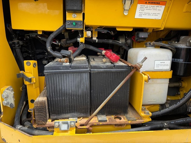komatsu-d39px-23-image-17